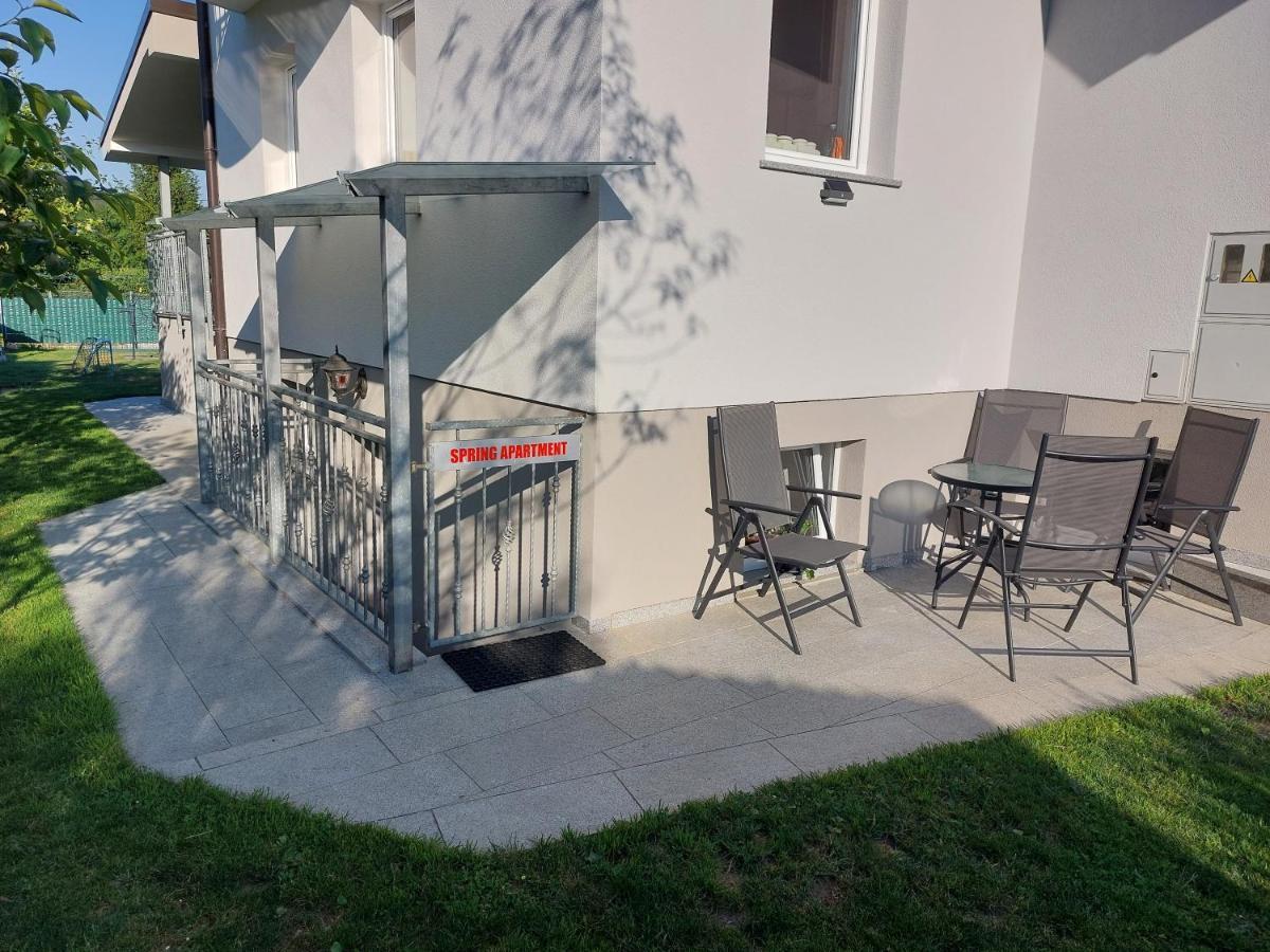 Spring Apt With Garden And Free Secure Parking Apartment Domzale Bagian luar foto