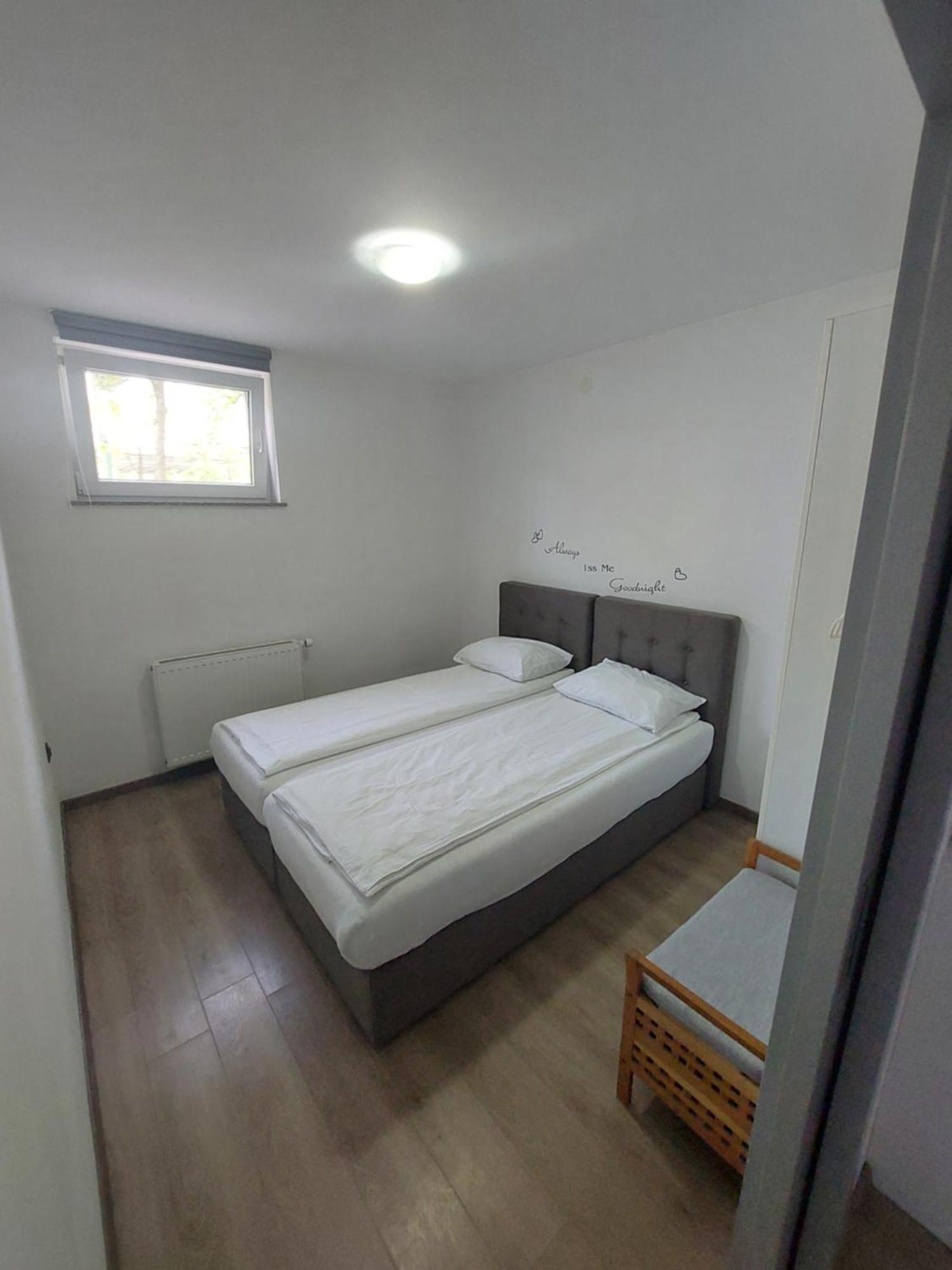 Spring Apt With Garden And Free Secure Parking Apartment Domzale Bagian luar foto